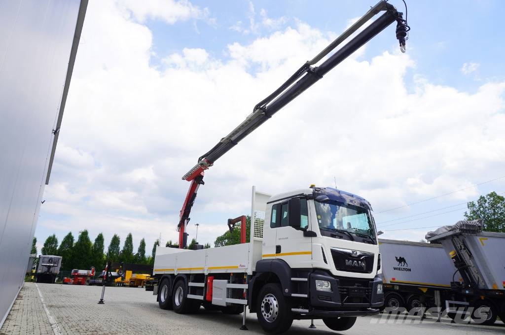 MAN TGS 26.420 6×4 / Fassi F215A.2.24 / remote control Tovornjaki z žerjavom