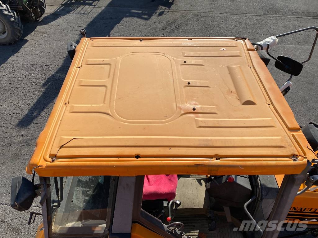 Renault CERES 330 Mécanique endommagé Tracteur
