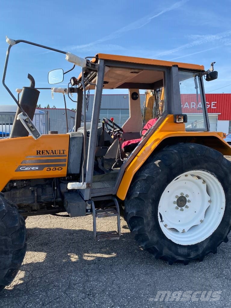 Renault CERES 330 Mécanique endommagé Tracteur