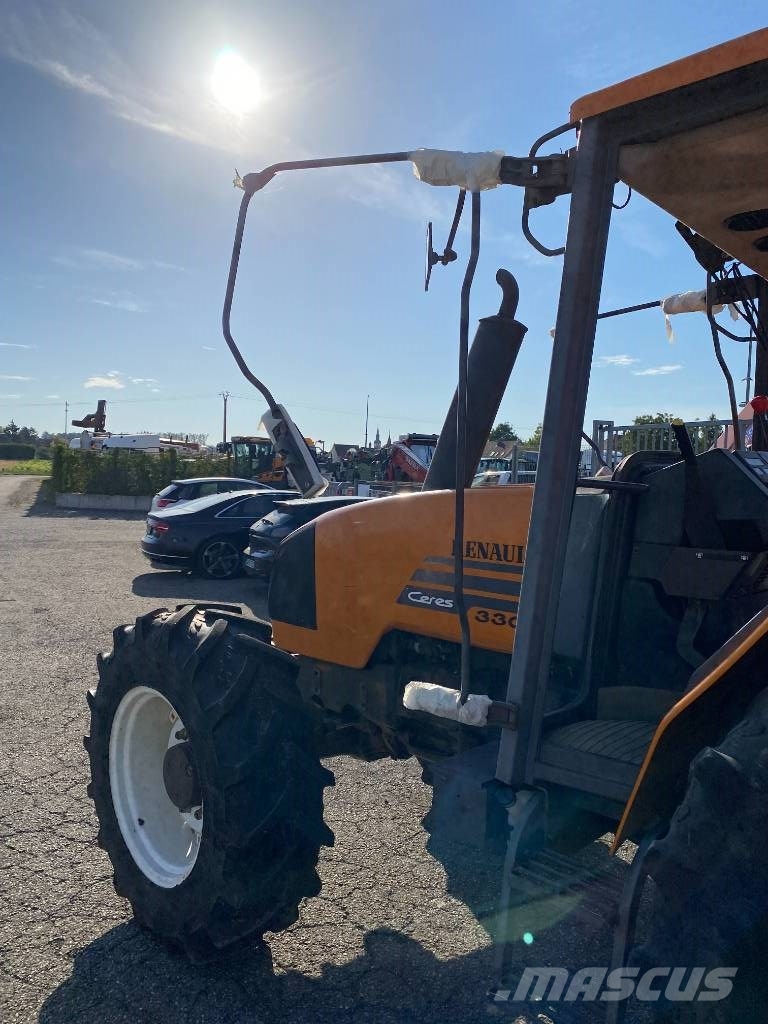 Renault CERES 330 Mécanique endommagé Tracteur