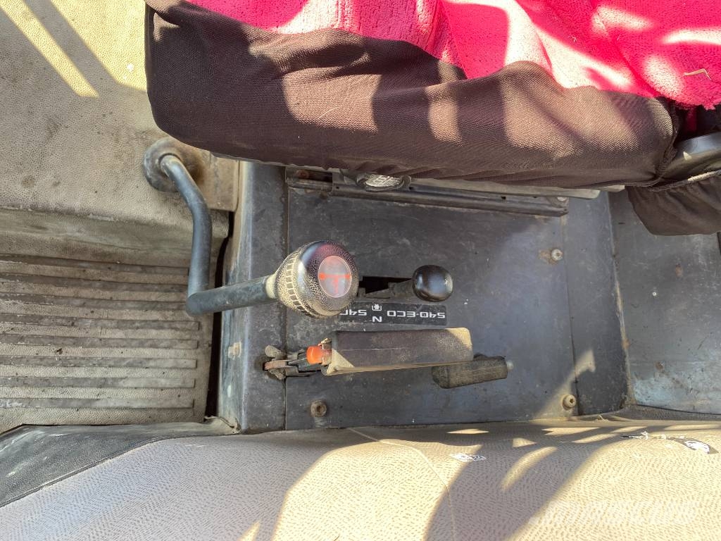 Renault CERES 330 Mécanique endommagé Tracteur