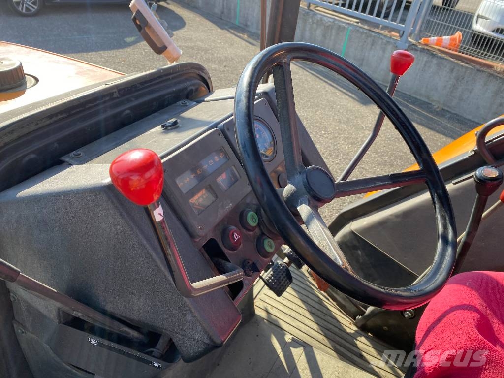 Renault CERES 330 Mécanique endommagé Tracteur