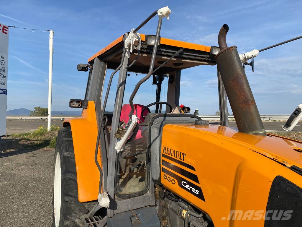 Renault CERES 330 Mécanique endommagé Tracteur