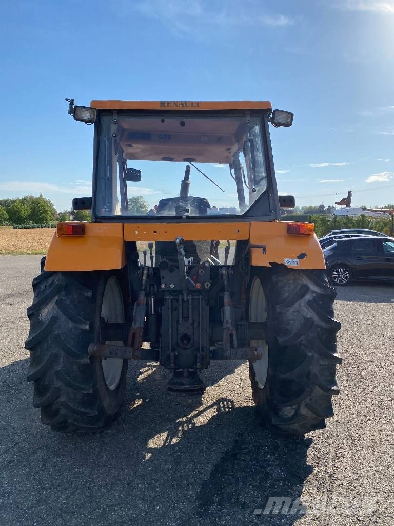 Renault CERES 330 Mécanique endommagé Tracteur