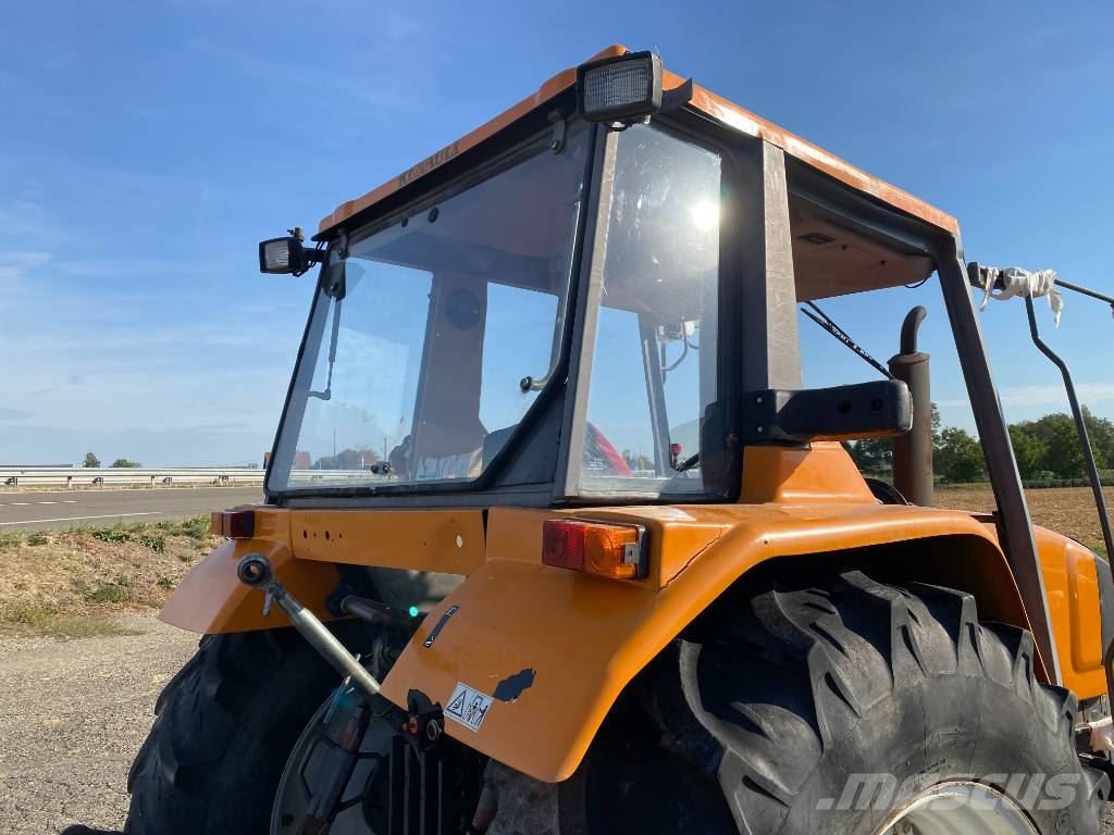 Renault CERES 330 Mécanique endommagé Tracteur
