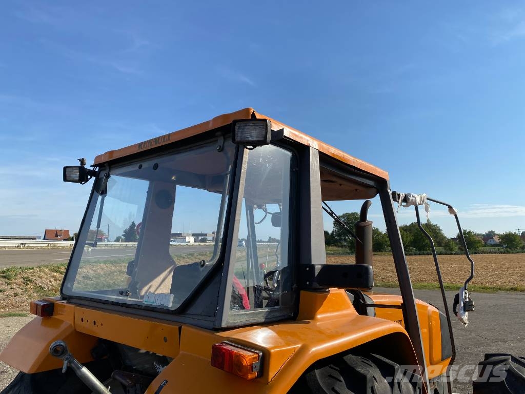 Renault CERES 330 Mécanique endommagé Tracteur