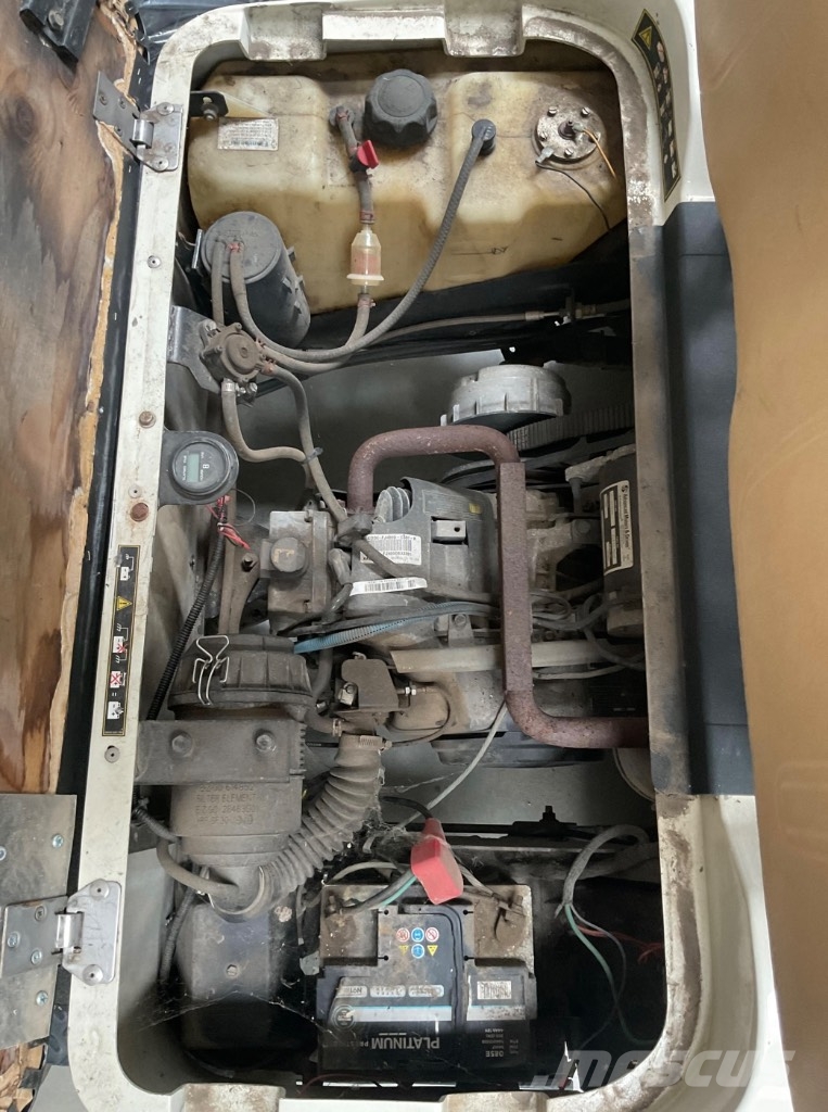 Cushman Shuttle 8 Golfcart Golfbuggy - MIT BENZINMOTOR Transport – ostalo