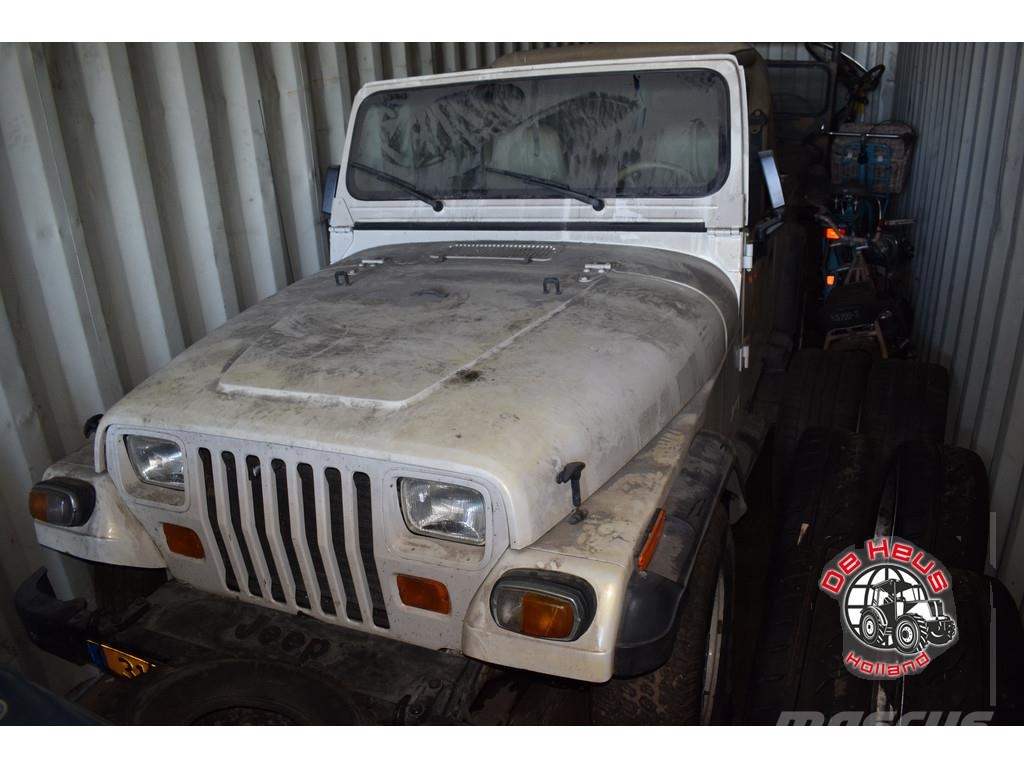 Jeep Wrangler Automašīnas