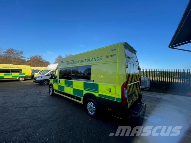 Fiat Ducato A&E Fiat Ducato A&E Vehicle with Stryker Pr سيارات إسعاف