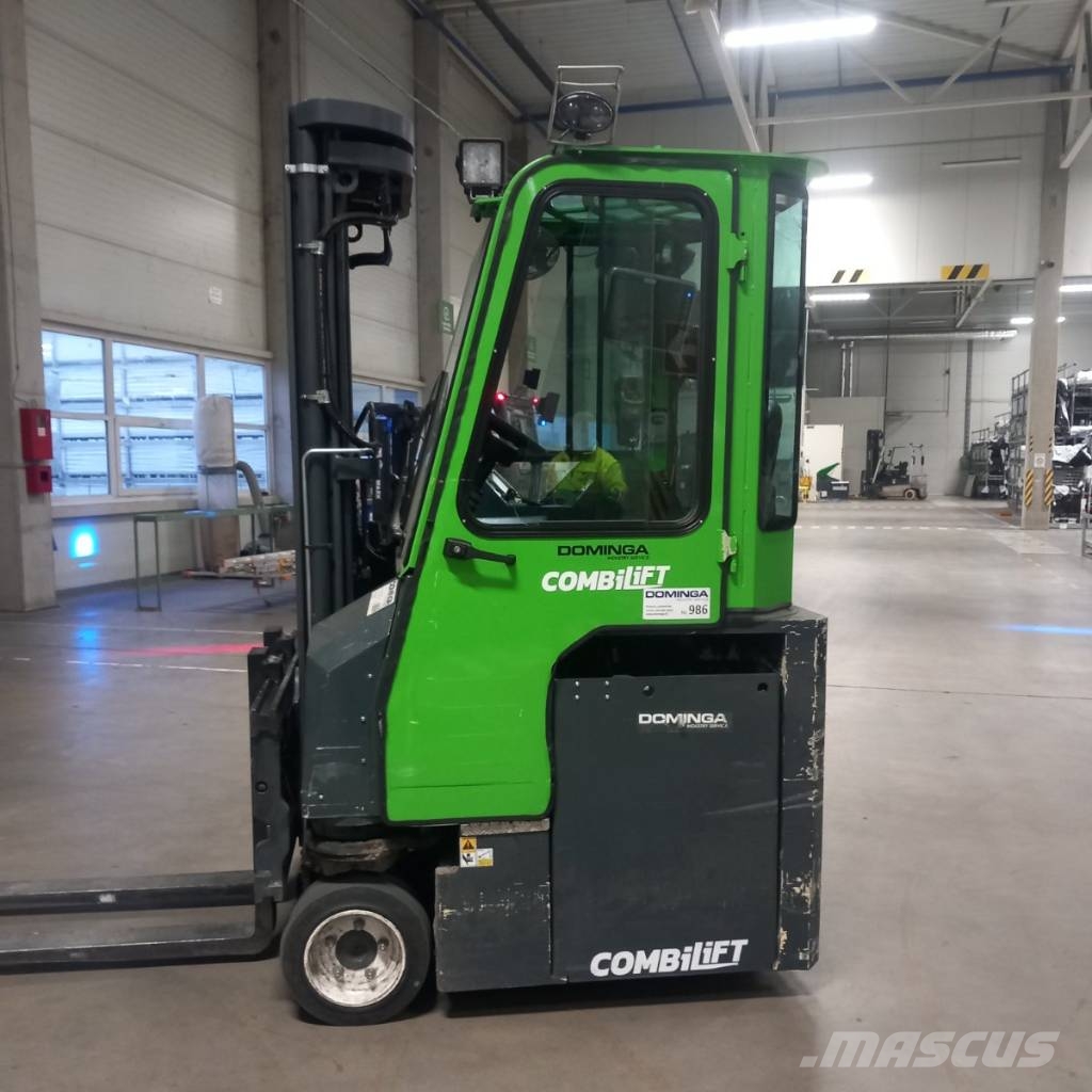 Combilift CBE 2500 شاحنة المناولة رباعية الاتجاهات