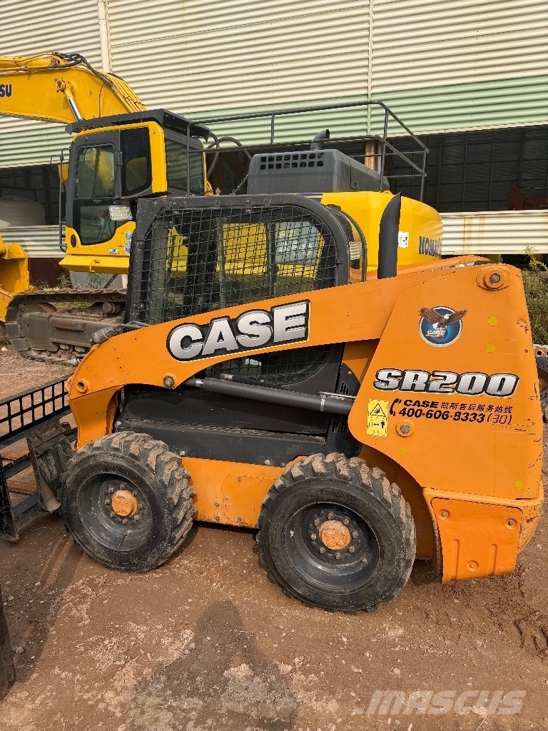 CASE SR200 Φορτωτάκια
