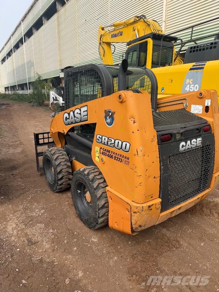 CASE SR200 Φορτωτάκια