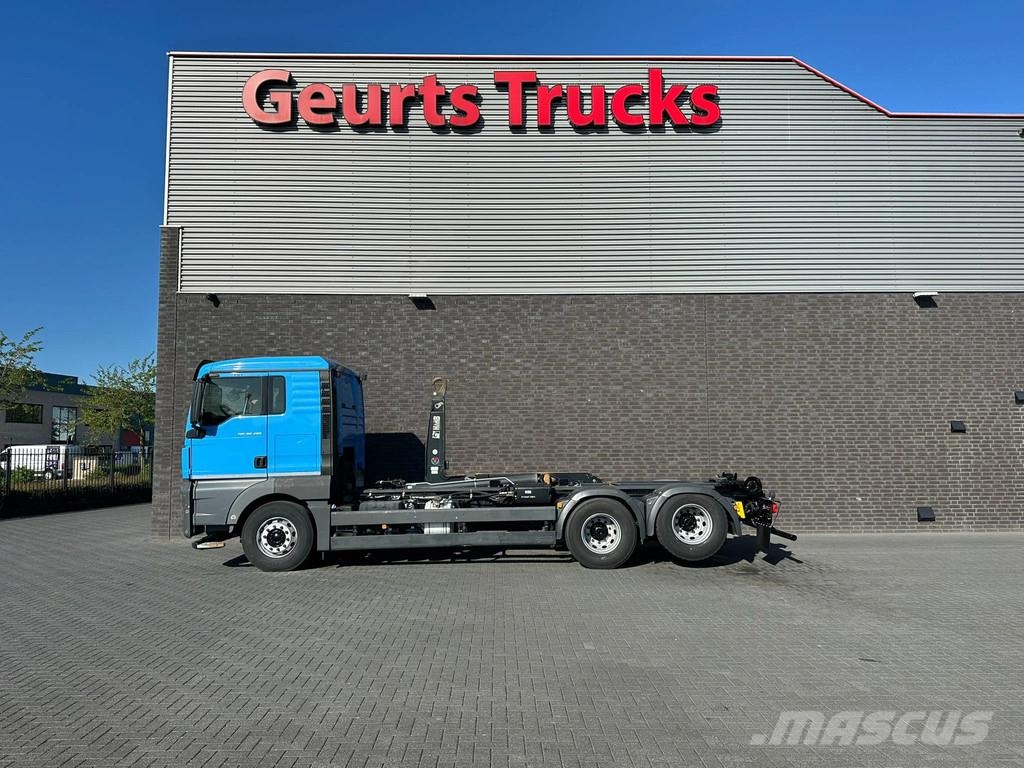 MAN TGX 28.480 6X2 MET HIAB MULTILIFT XR21S61 HAAKARMS 工程吊钩车