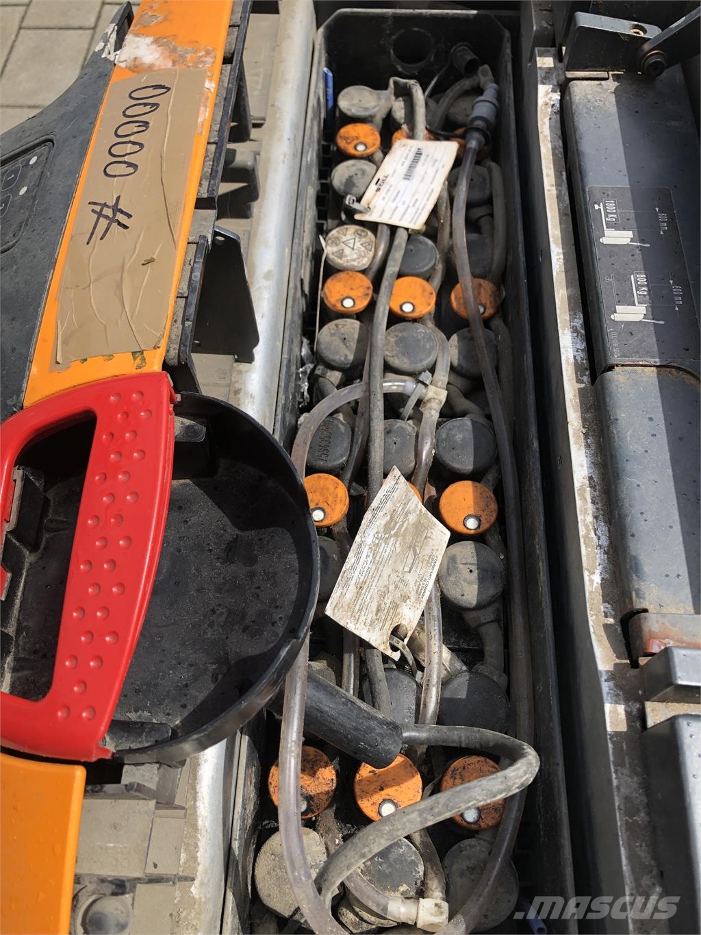 Still EXU-H 18 Pedestrian stacker
