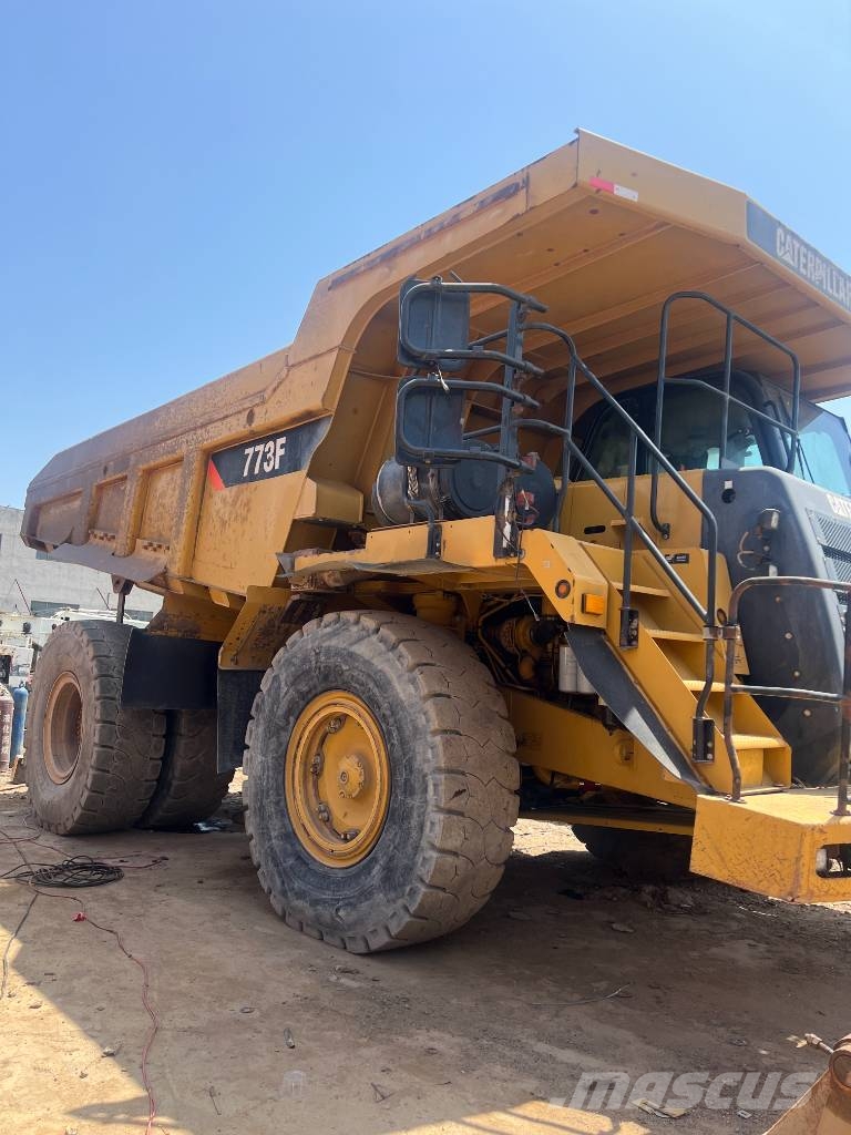 CAT 773 F Rare in‑stock リジットフレーム式ダンプトラック