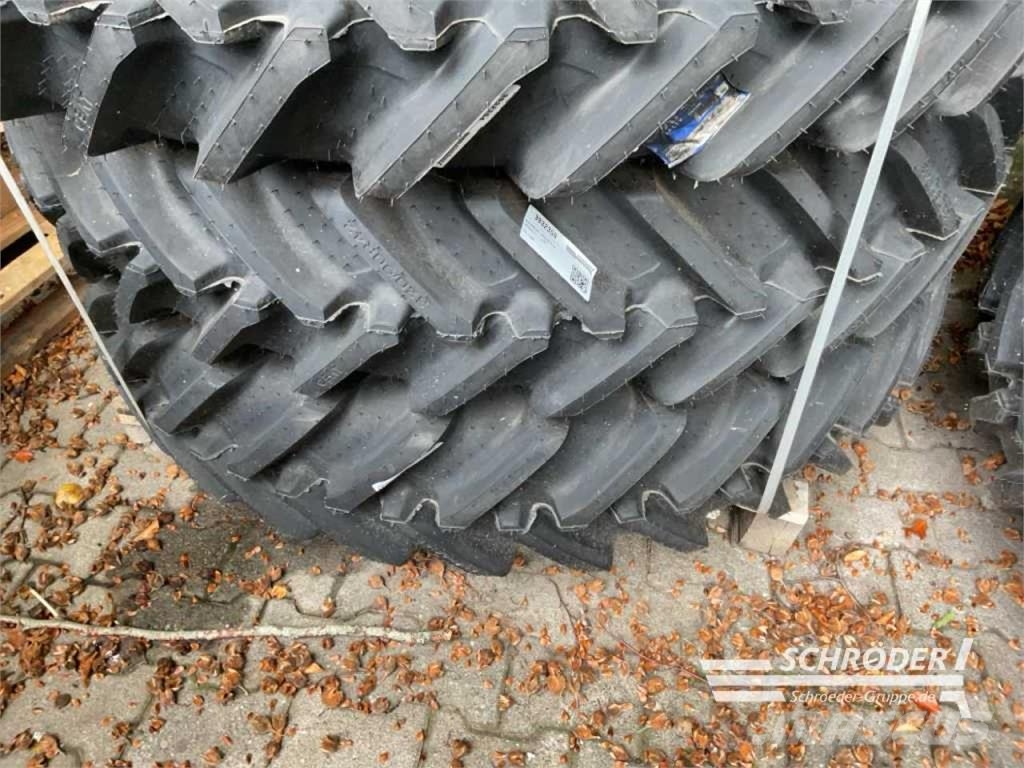 Fendt PFLEGERÄDER 2X 320/90 R 42 CEAT Dual wheels