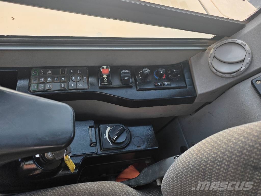 Volvo ESR88D Midi bageri 7t – 12t