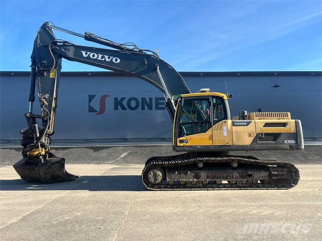 Volvo EC300DL Telakaivukoneet