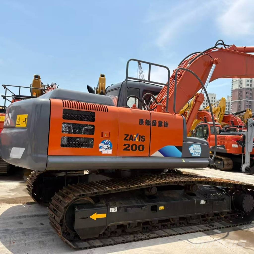 Hitachi ZX 200 LC 履带挖掘机