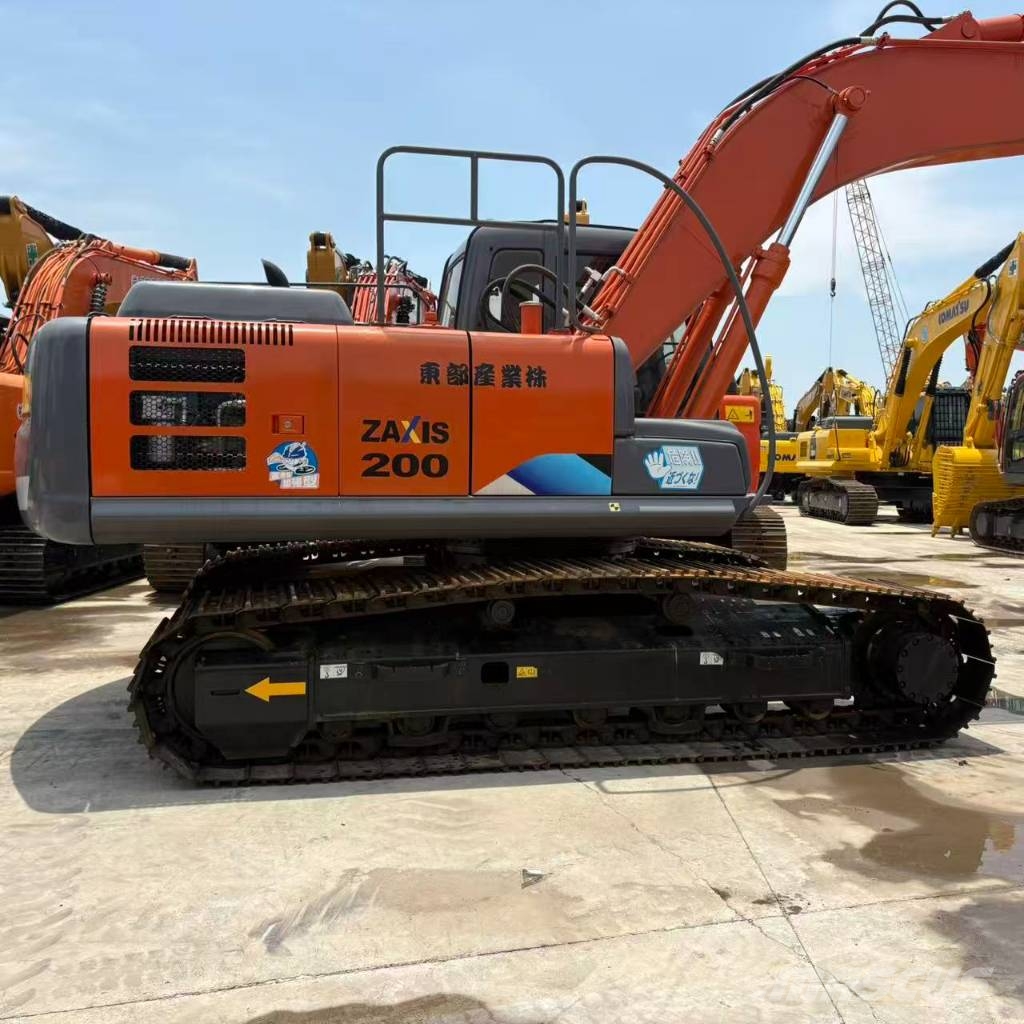 Hitachi ZX 200 LC 履带挖掘机