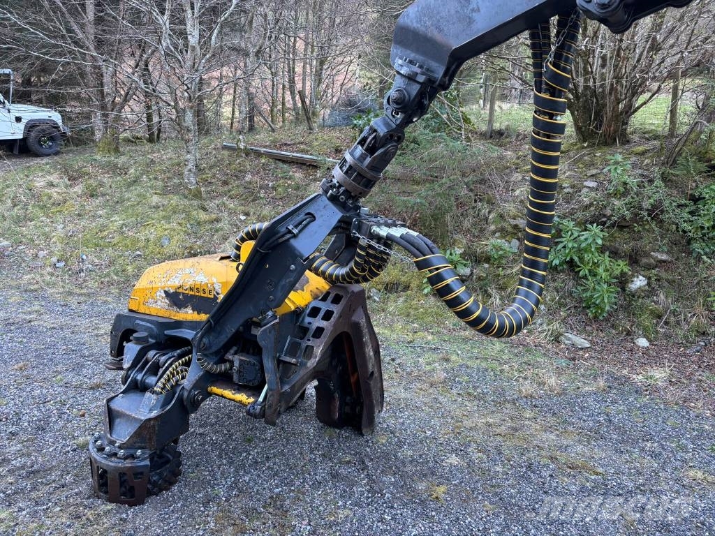 Ponsse Bear 8W Timber Harvester c/w H8 Head ハーベスター