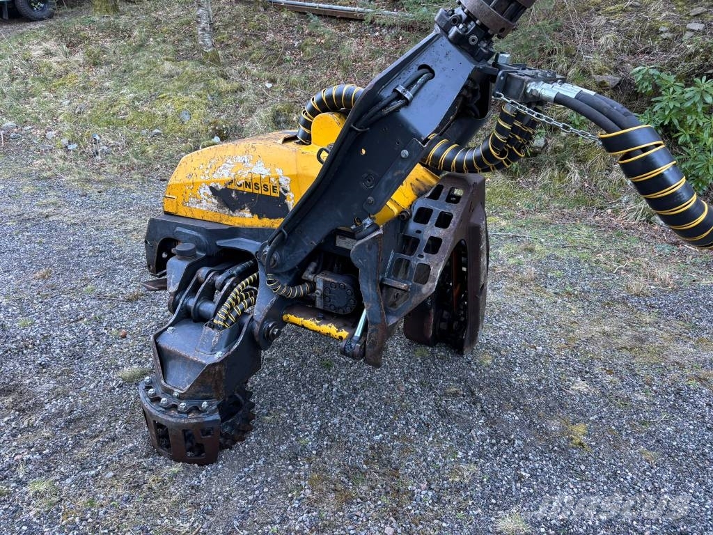 Ponsse Bear 8W Timber Harvester c/w H8 Head ハーベスター