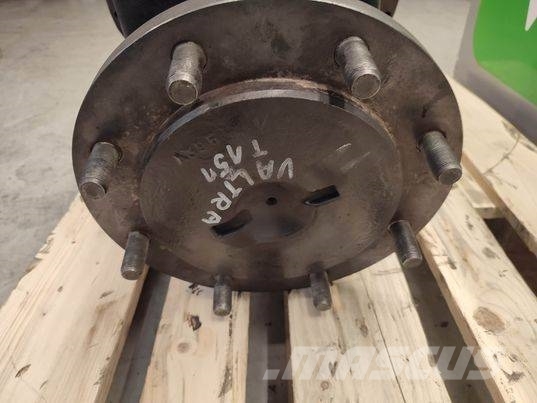 Valtra T 151 (WTB029250-1) portal axle Váltók