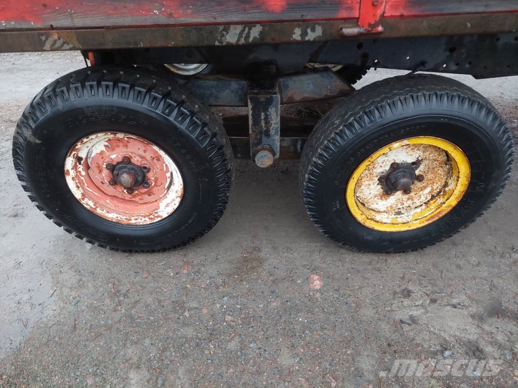 Kippikärry Telillä Tipper trailers