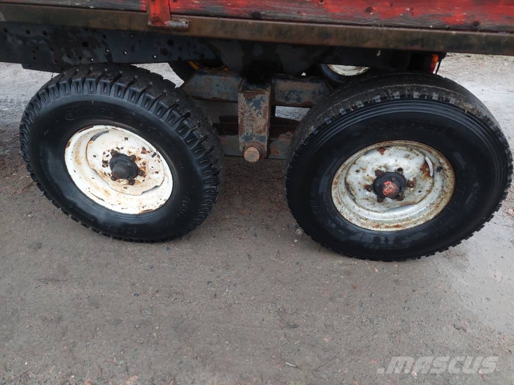 Kippikärry Telillä Tipper trailers