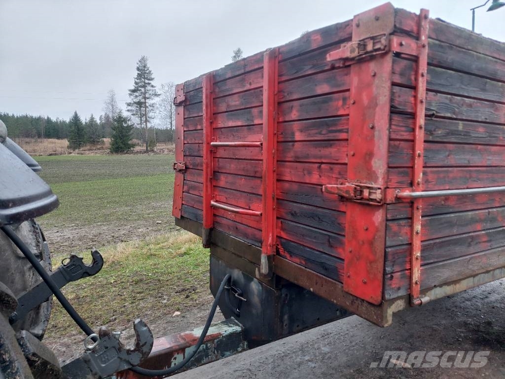 Kippikärry Telillä Tipper trailers