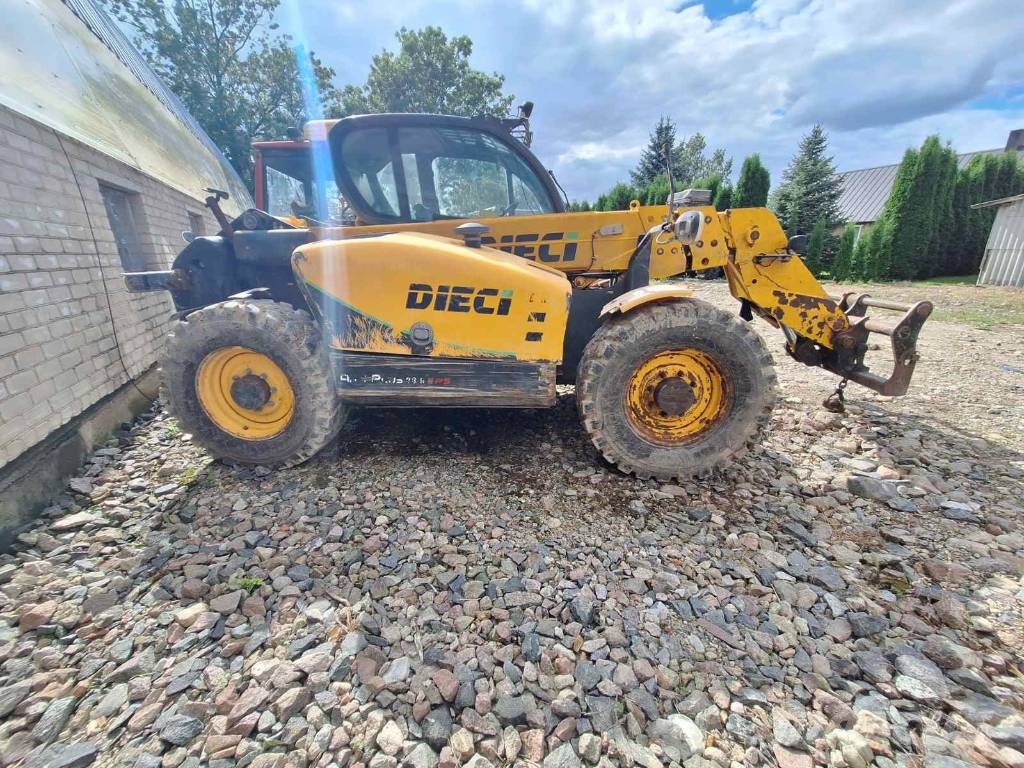 Dieci Agri Plus 38.9 Telehandlers for agriculture