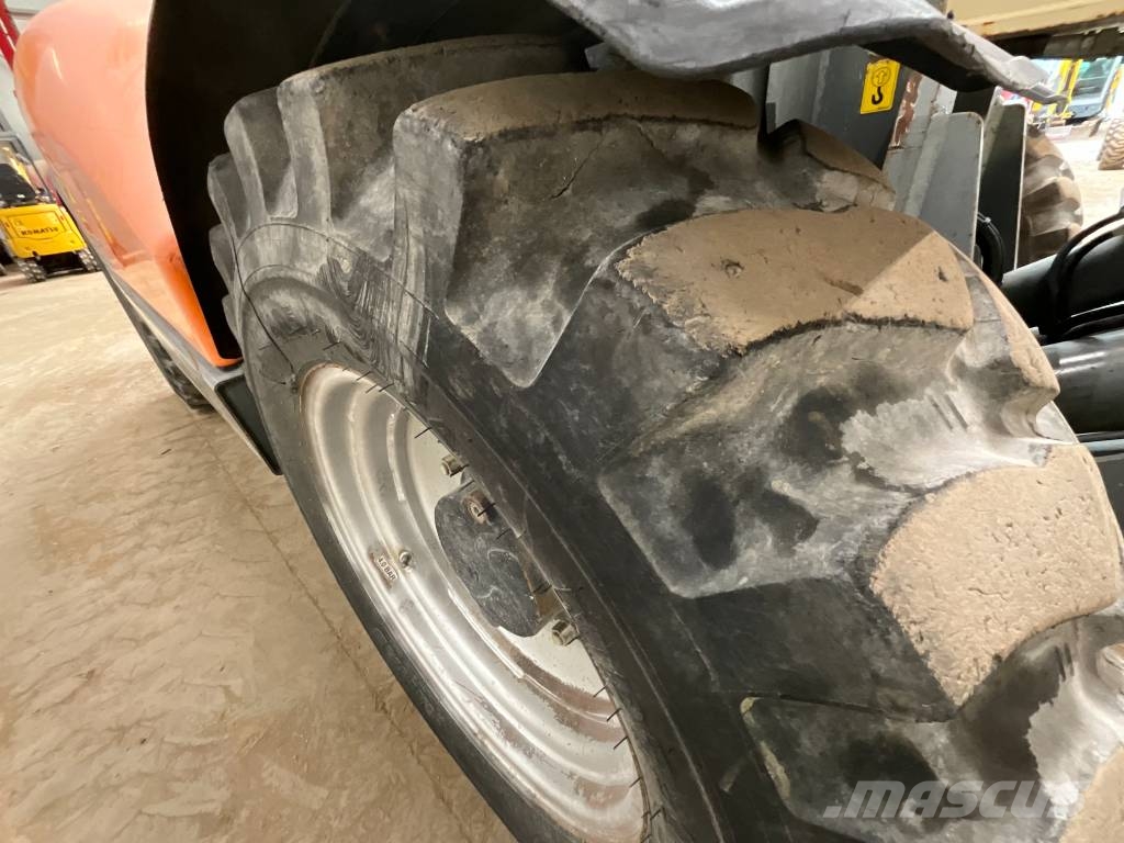 JLG 3512 Τηλεσκοπικοί ανυψωτές