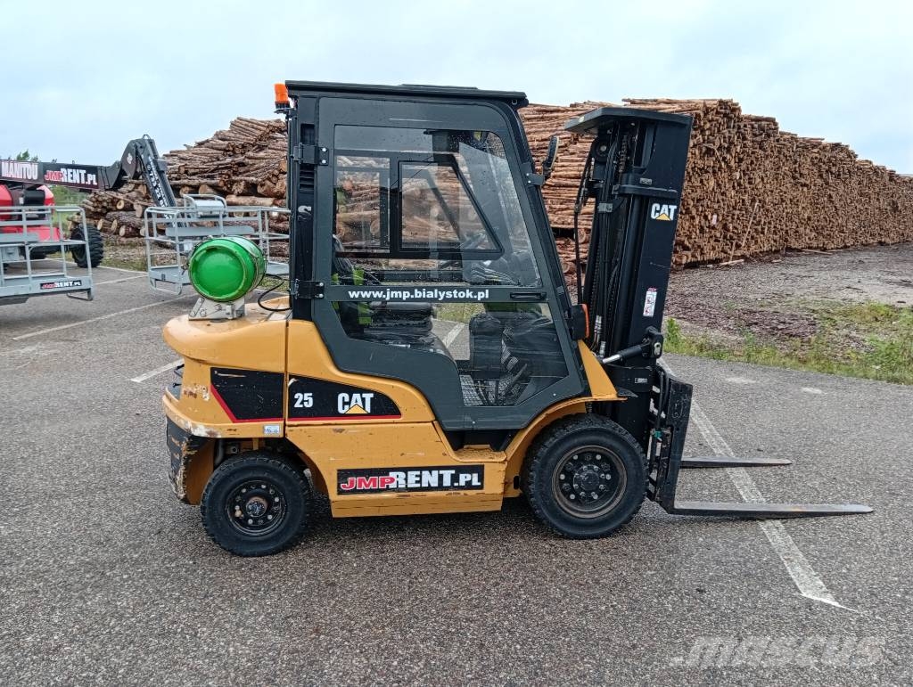 CAT GP 25 N Газові навантажувачі