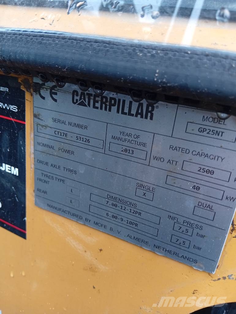 CAT GP 25 N Газові навантажувачі