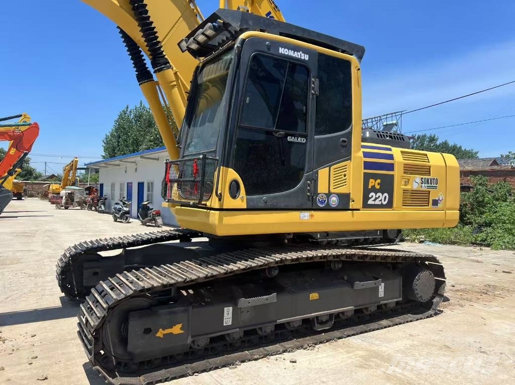 Komatsu 220 Escavadeiras de esteiras
