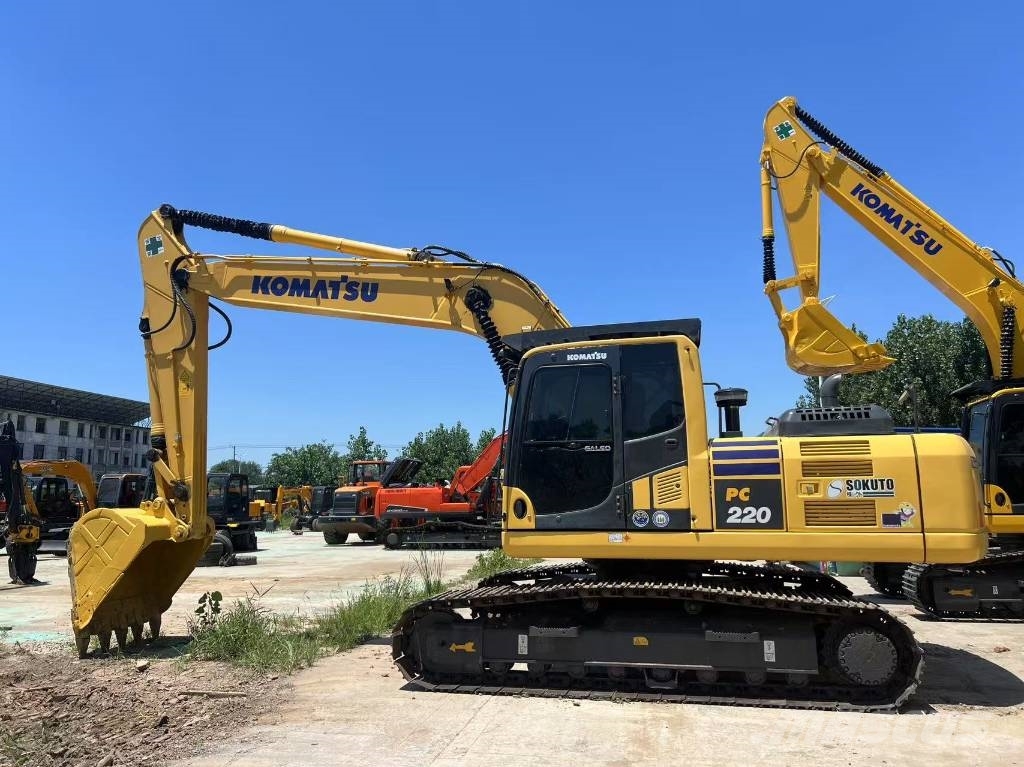 Komatsu 220 Escavadeiras de esteiras