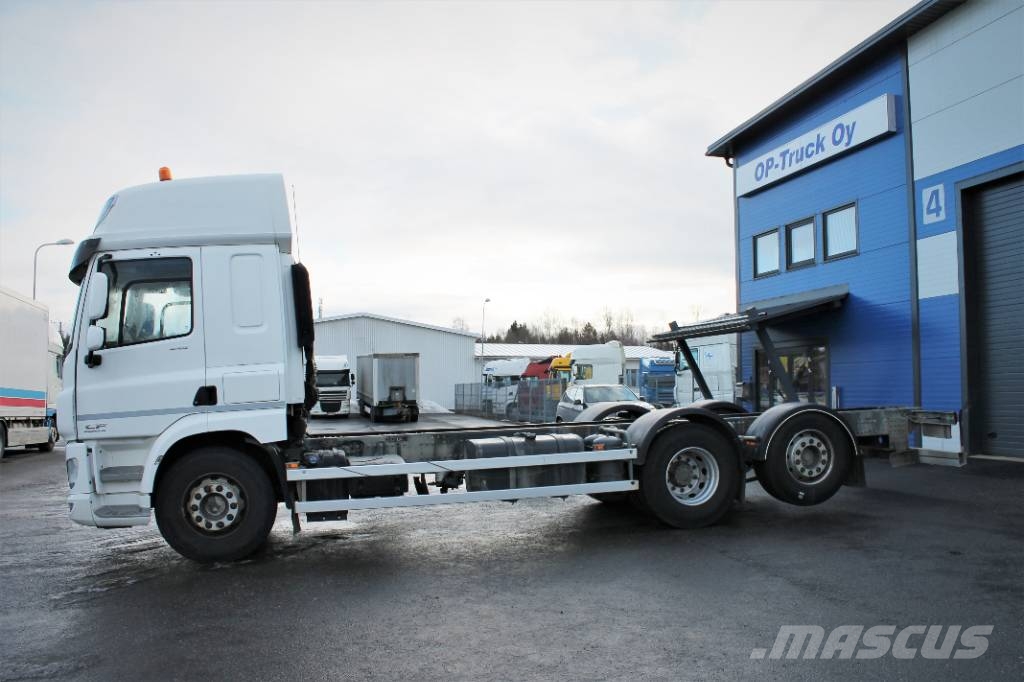 DAF CF440 FAN Raamautod
