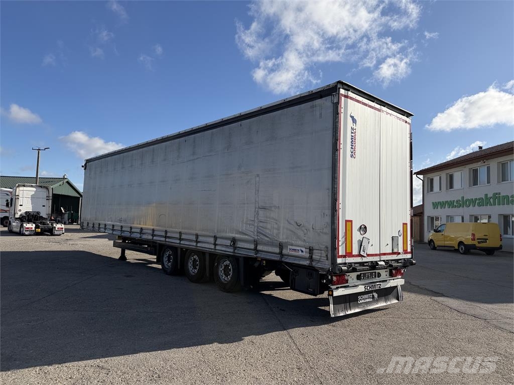 Schmitz Cargobull VIN 702 نصف مقطورات بباب جانبي