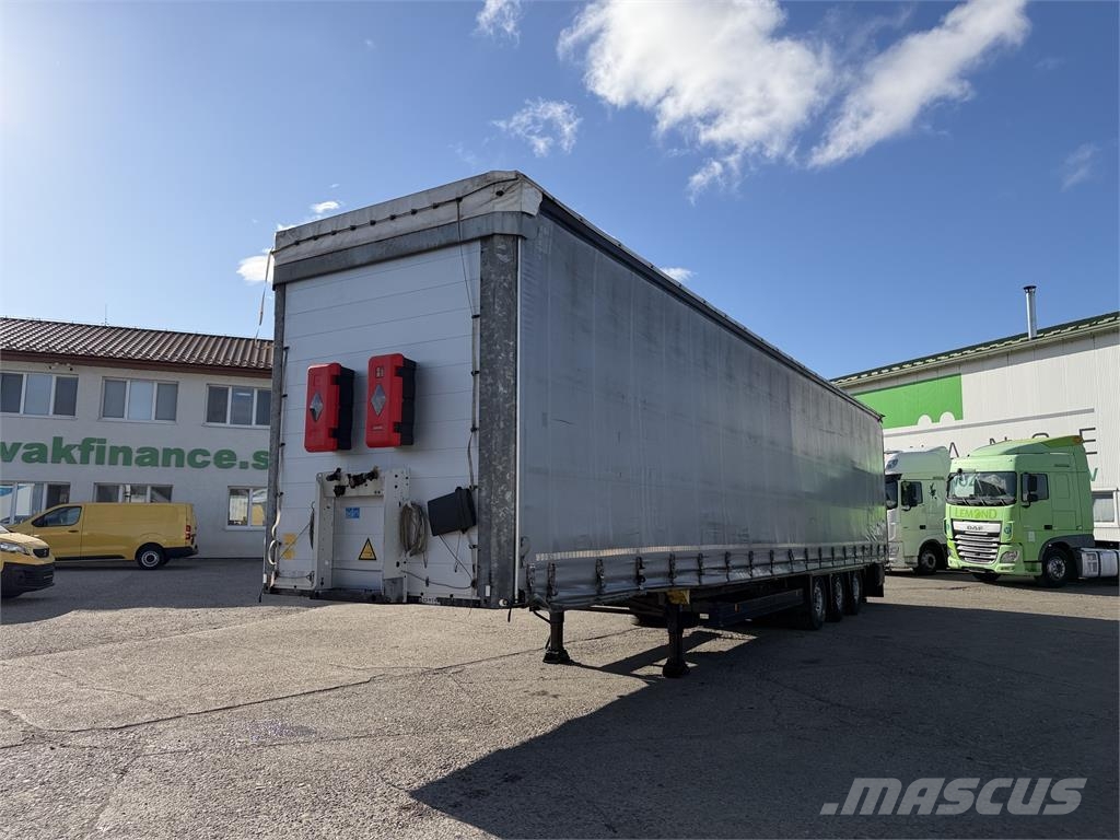 Schmitz Cargobull VIN 702 نصف مقطورات بباب جانبي