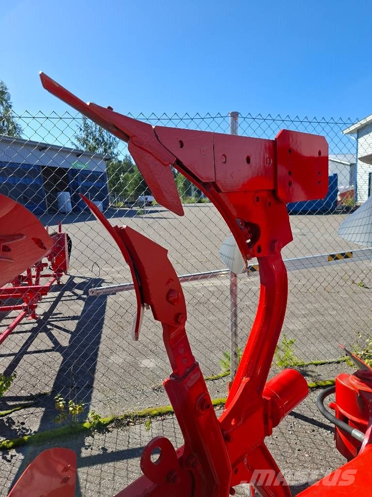 Kuhn Vari-Master 153/ 4-siipiset Växelplogar