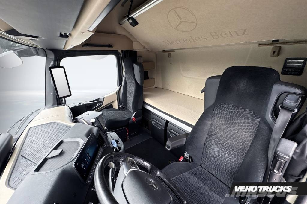 Mercedes-Benz Actros 2546 LS 6x2/2 Pusher Vlačilci