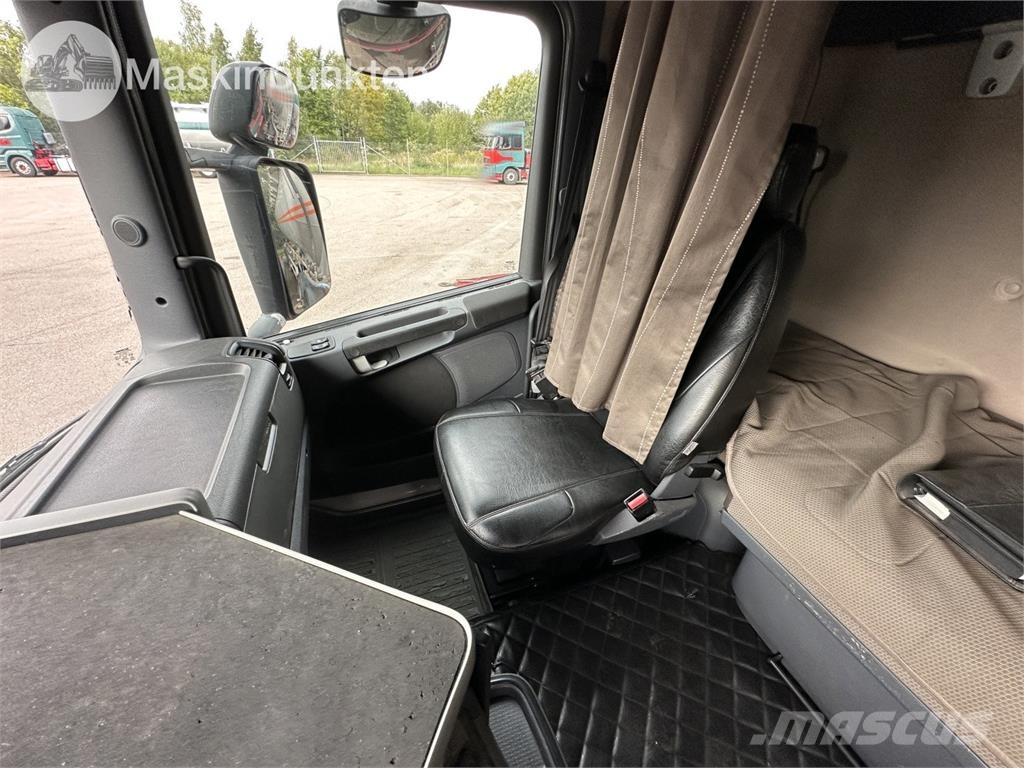 Scania R560LB6X4MNB Kuorma-autoalustat