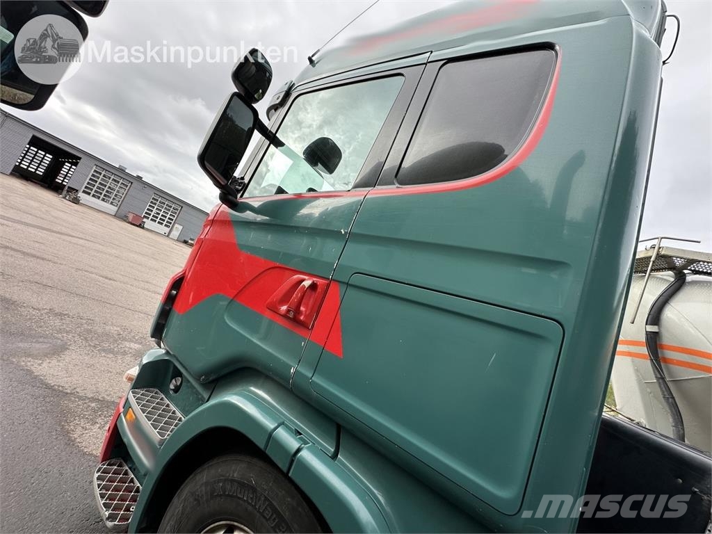 Scania R560LB6X4MNB Kuorma-autoalustat