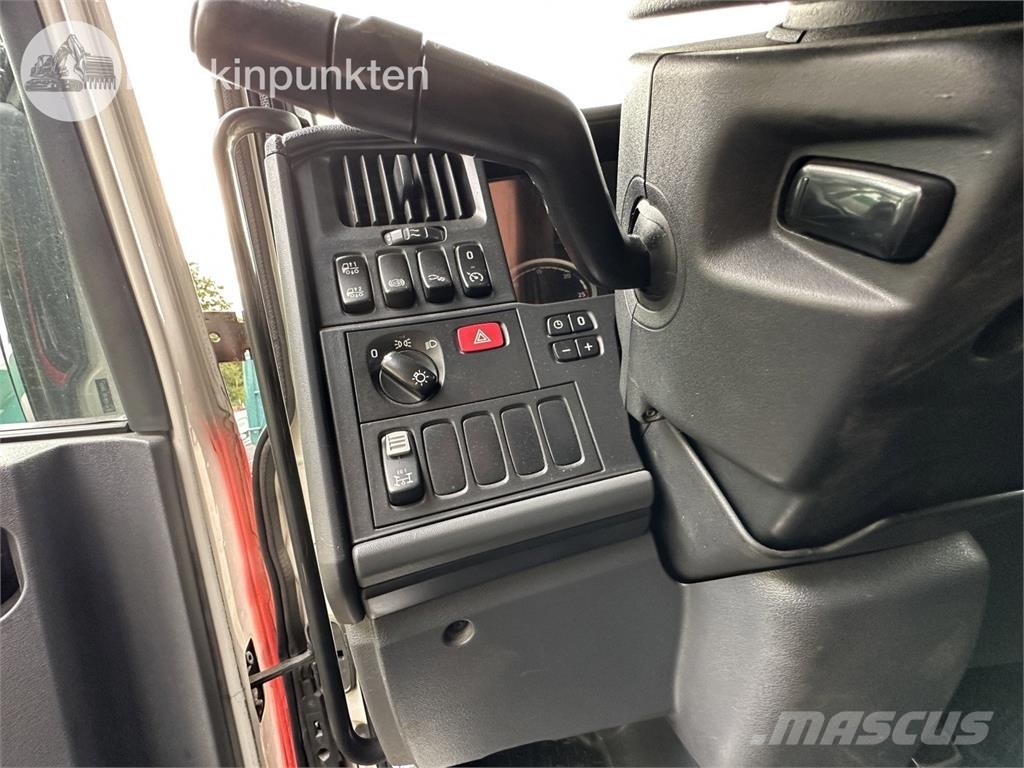 Scania R560LB6X4MNB Kuorma-autoalustat
