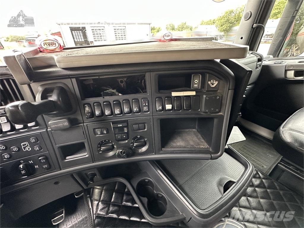 Scania R560LB6X4MNB Kuorma-autoalustat