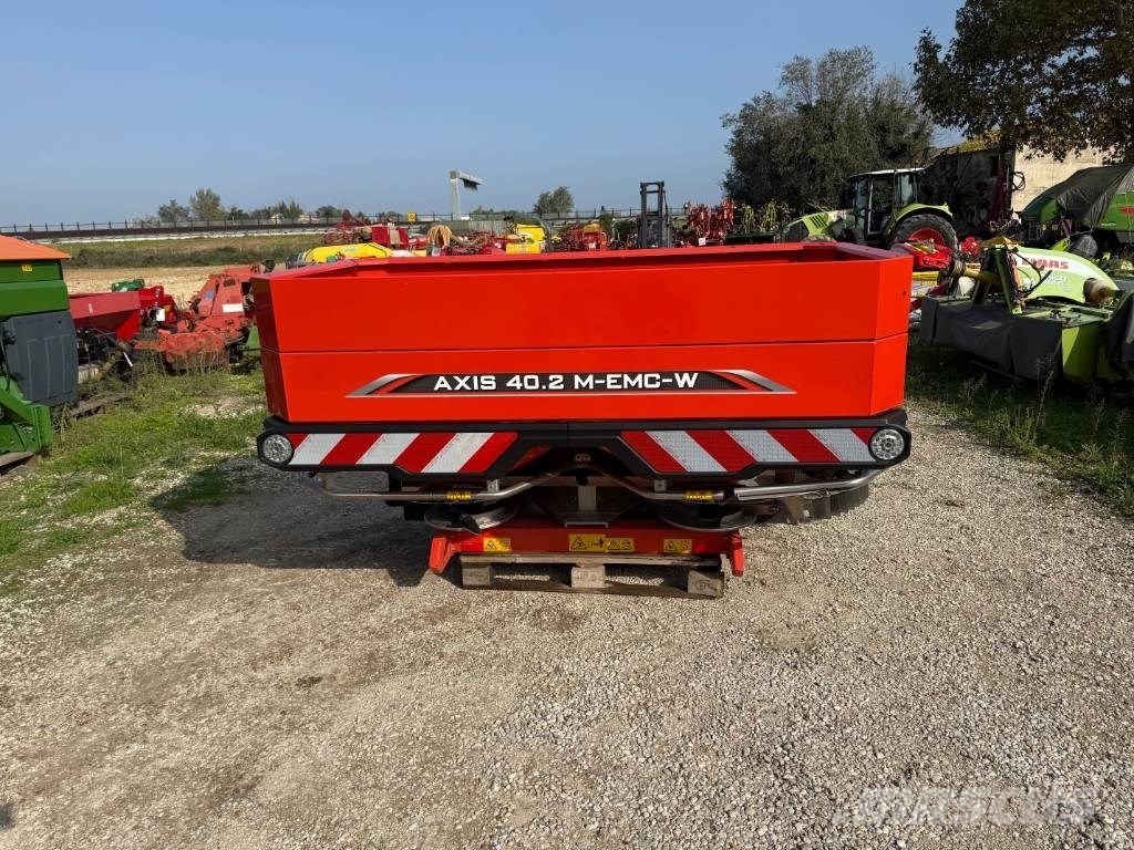 Kuhn AXIS 40.2 Razpršilniki tekočega gnoja