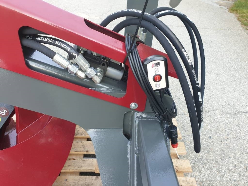 Sa Truck Bodies Rückenzange hydraulisch für Teleskoplader Garras