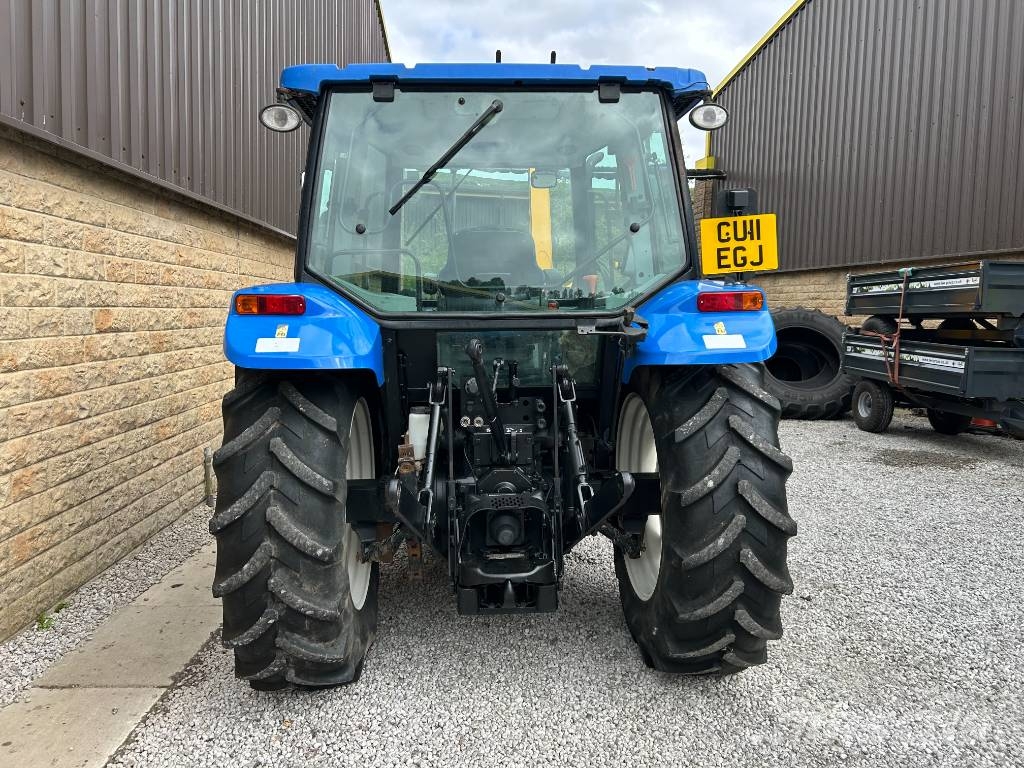 New Holland T5050 Tractoren