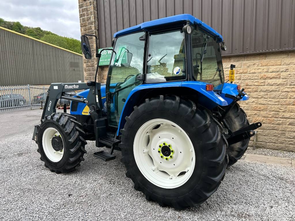 New Holland T5050 Tractoren