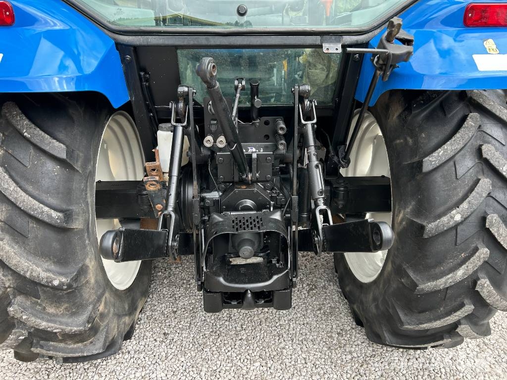 New Holland T5050 Tractoren